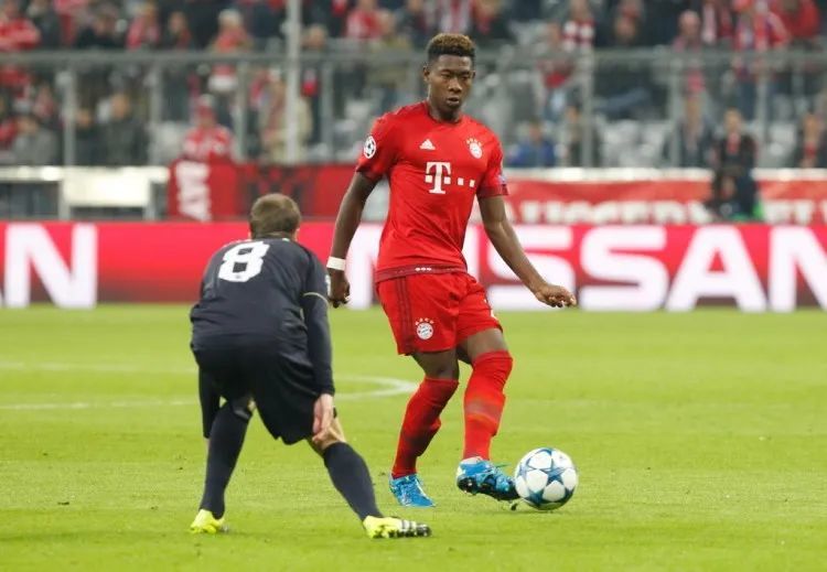  巴黎圣日耳曼续约天才中场遭截胡  